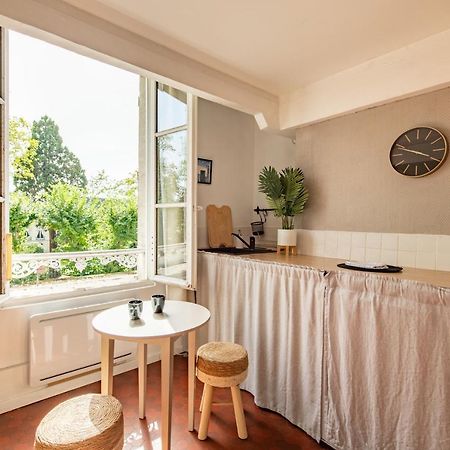 Charming Apartment In The Heart Of Versailles Exteriör bild