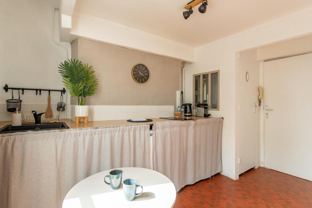 Charming Apartment In The Heart Of Versailles Exteriör bild